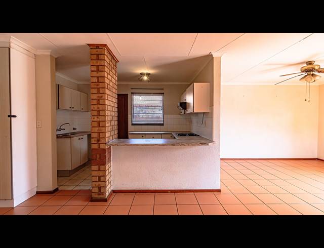 3 BEDROOM CLUSTER FOR SALE IN PIERRE VAN RYNEVELD